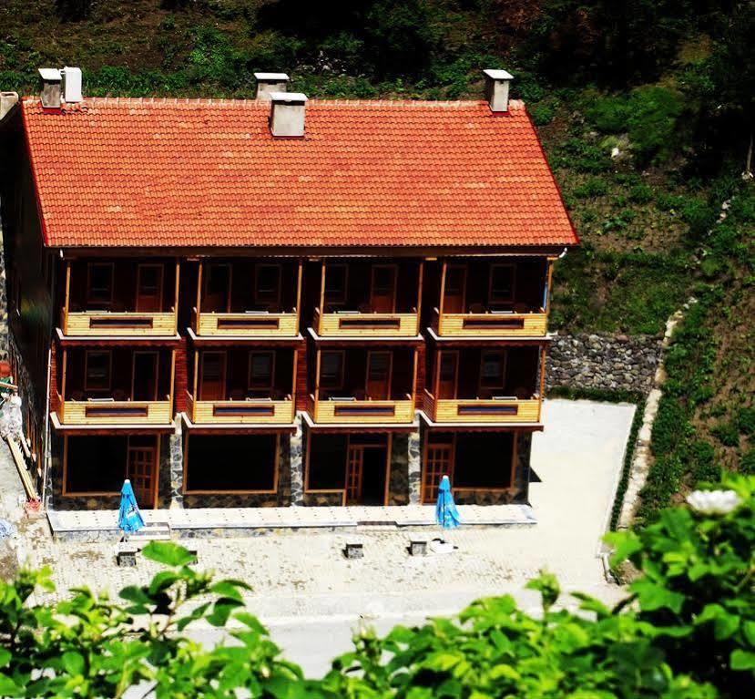 Goblec Hotel & Bungalow อูซุนกอล ภายนอก รูปภาพ